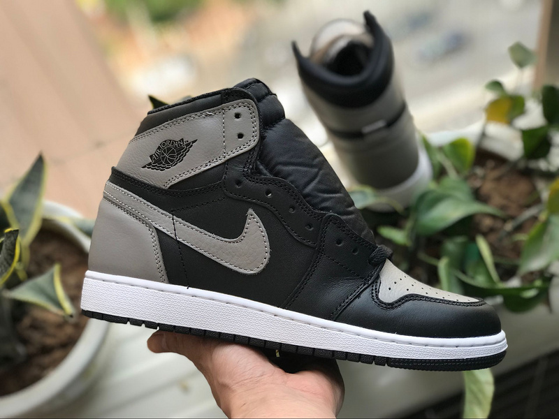 Air Jordan 1 OG Shadow gs 575441 013 36 40